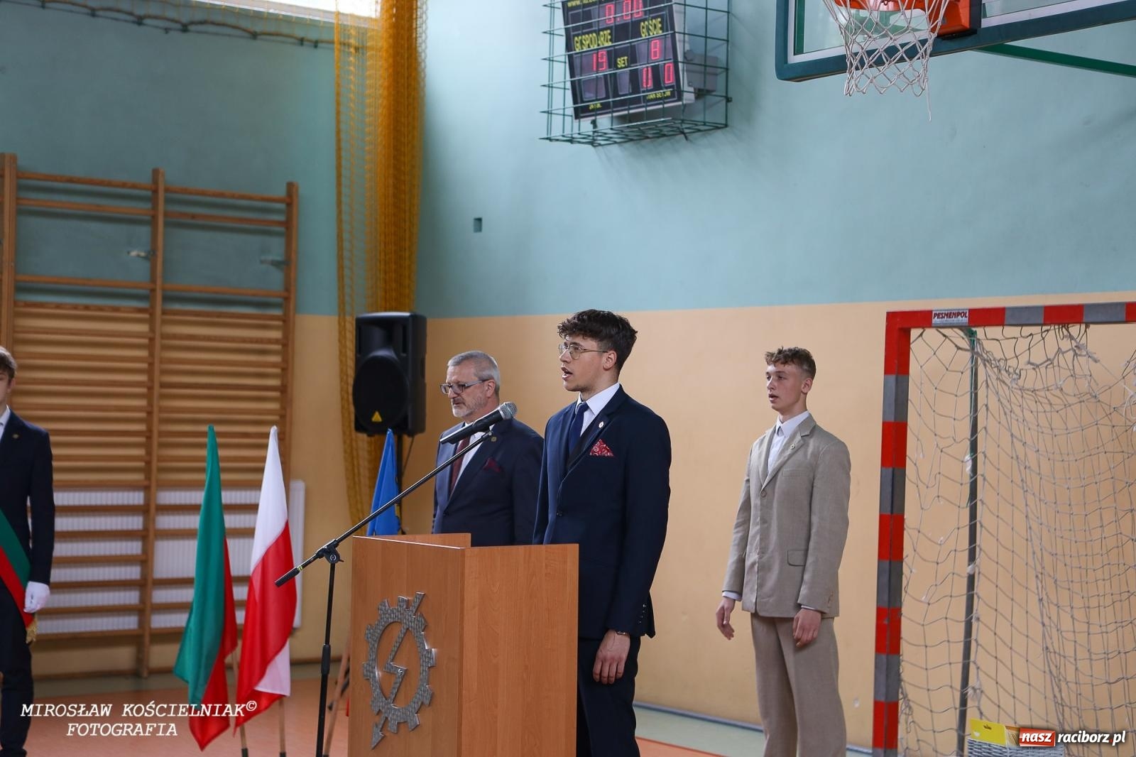 Zdjęcie w galerii na portalu naszraciborz.pl: Raciborska politechnika nad Odrą pożegnała absolwentów wiadomości z regionu