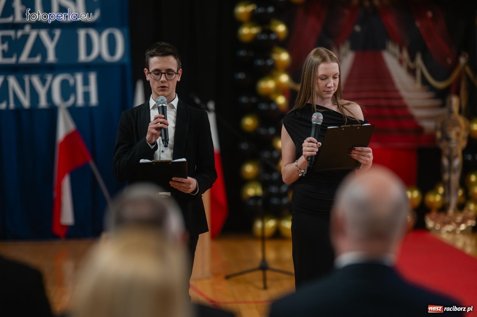 Zdjęcie w galerii na portalu naszraciborz.pl: II LO żegna swoich maturzystów. Są gotowi do podboju świata wiadomości z regionu