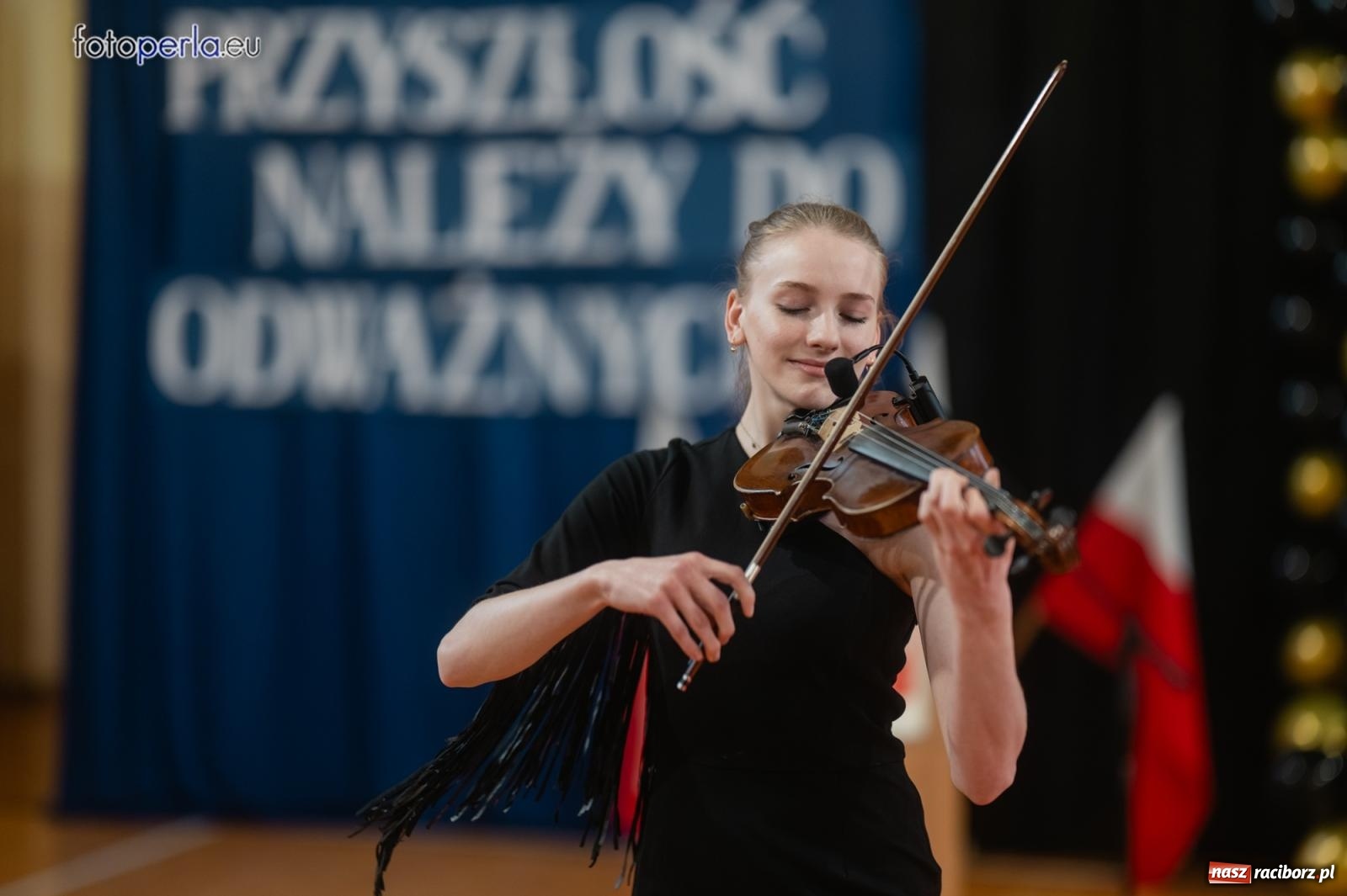 Zdjęcie w galerii na portalu naszraciborz.pl: II LO żegna swoich maturzystów. Są gotowi do podboju świata wiadomości z regionu
