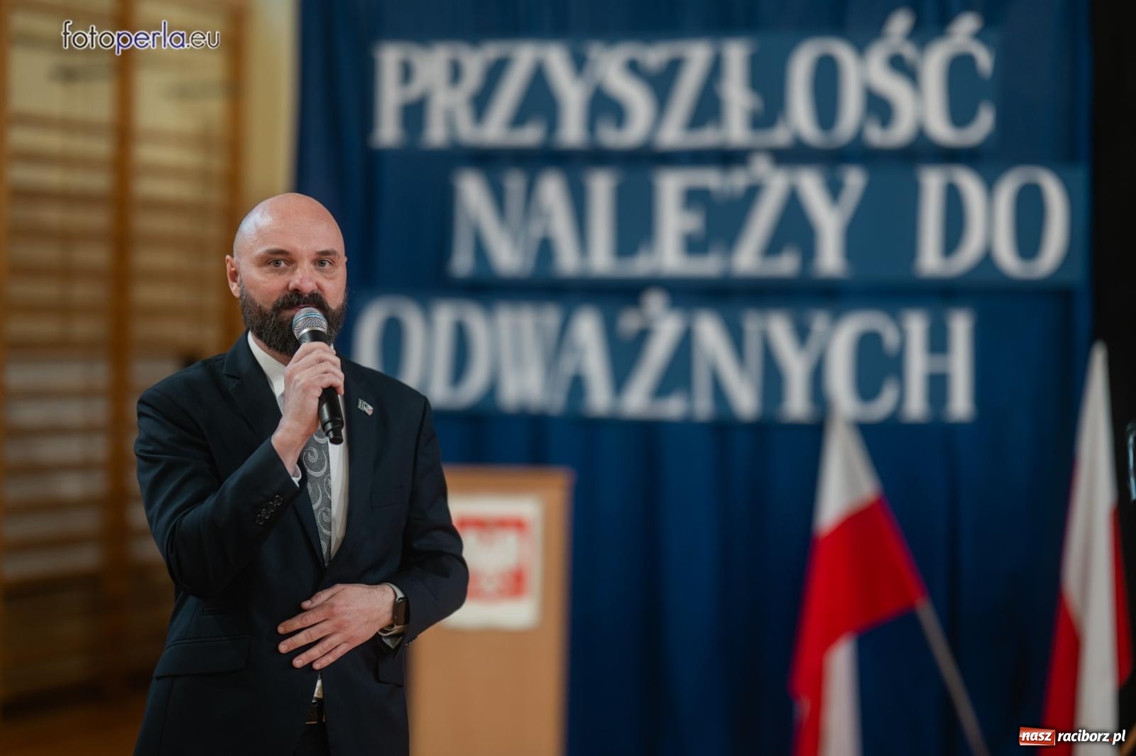 Zdjęcie w galerii na portalu naszraciborz.pl: II LO żegna swoich maturzystów. Są gotowi do podboju świata wiadomości z regionu