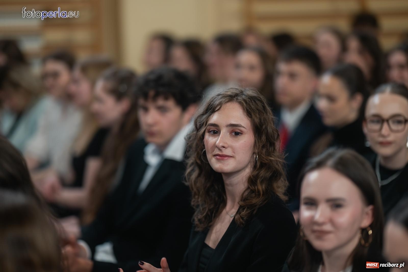 Zdjęcie w galerii na portalu naszraciborz.pl: II LO żegna swoich maturzystów. Są gotowi do podboju świata wiadomości z regionu
