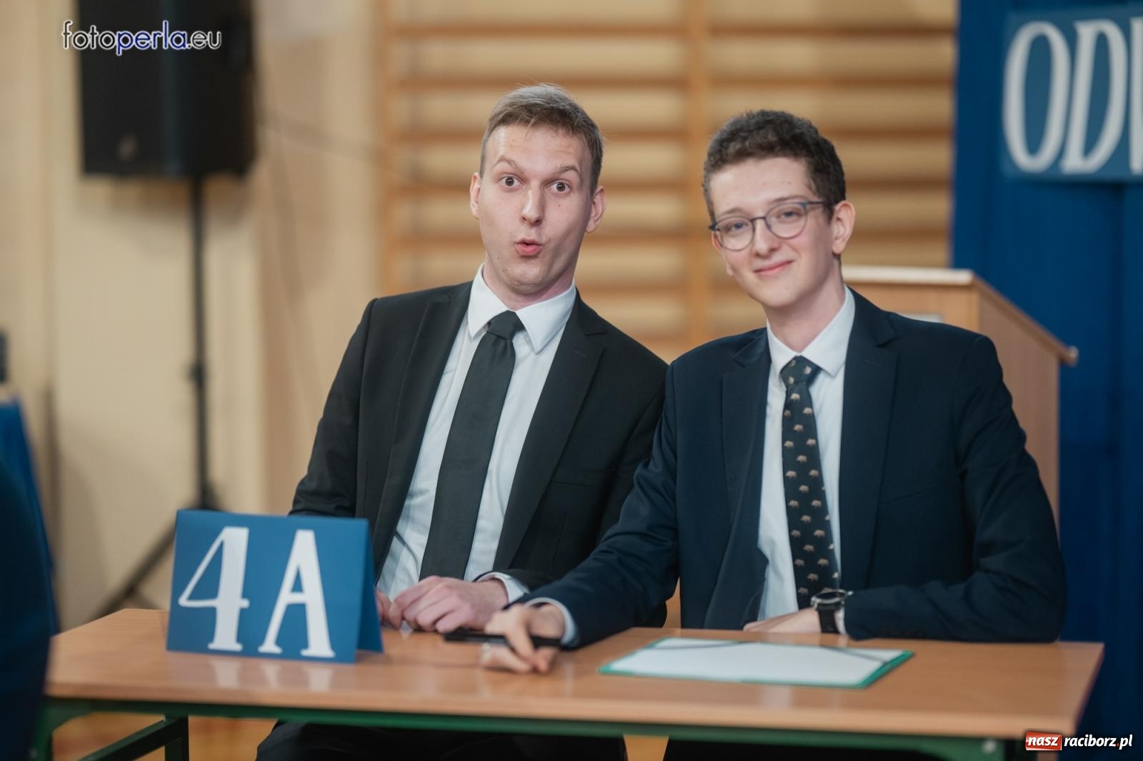 Zdjęcie w galerii na portalu naszraciborz.pl: II LO żegna swoich maturzystów. Są gotowi do podboju świata wiadomości z regionu