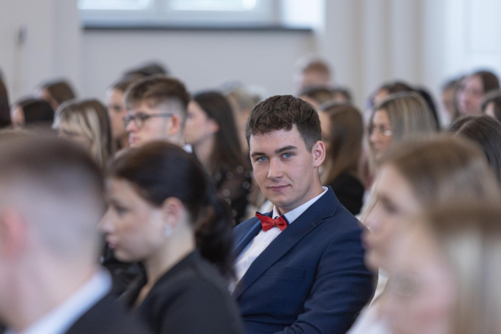 Zdjęcie w galerii na portalu naszraciborz.pl: Pożegnanie rocznika 2020/2025 w Zespole Szkół Ekonomicznych wiadomości z regionu