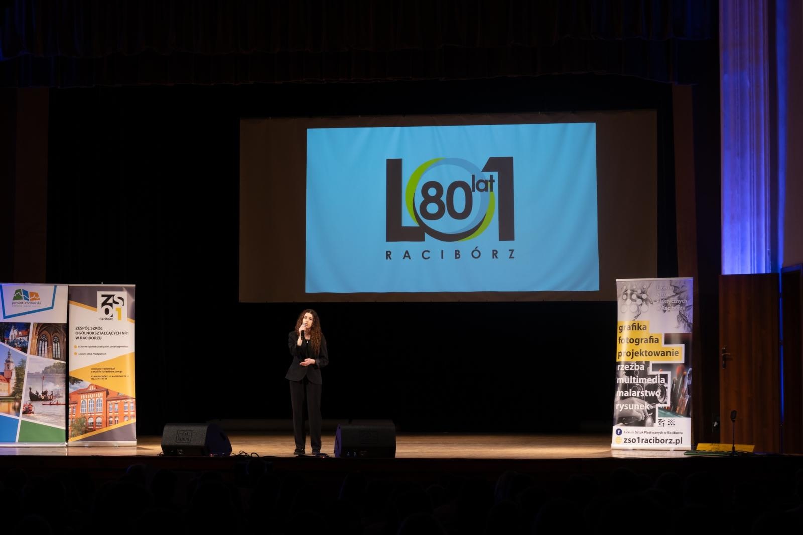 Zdjęcie w galerii na portalu naszraciborz.pl: Pożegnanie absolwentów Kasprowicza w RCK wiadomości z regionu