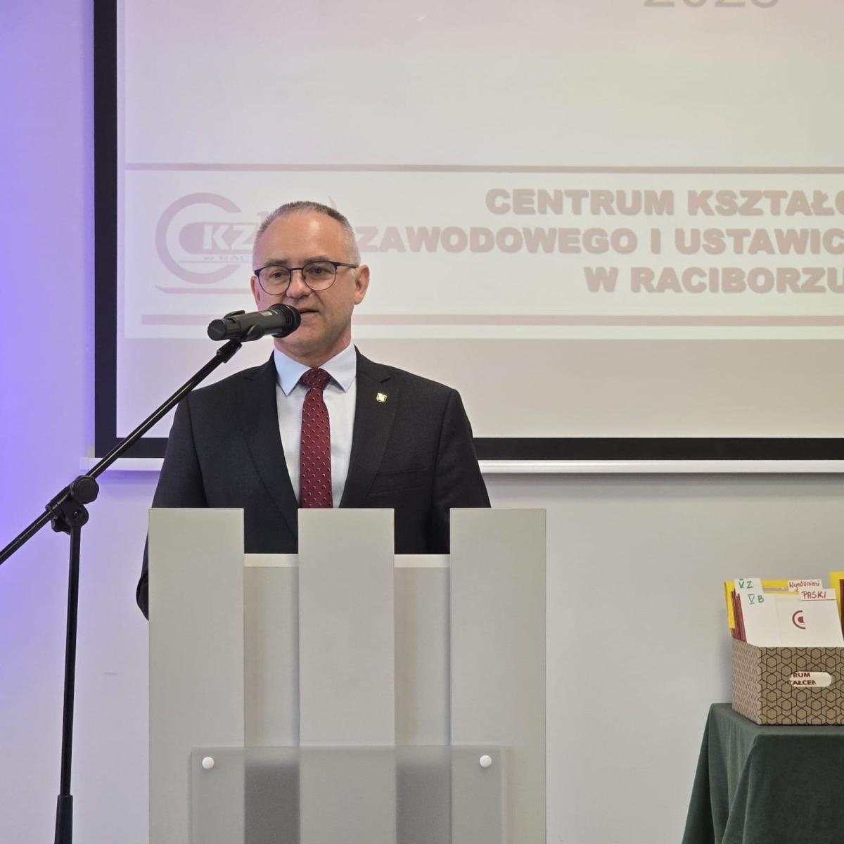 Zdjęcie w galerii na portalu naszraciborz.pl: CKZiU nr 1. Świadectwa wręczone, Oskary rozdane! wiadomości z regionu