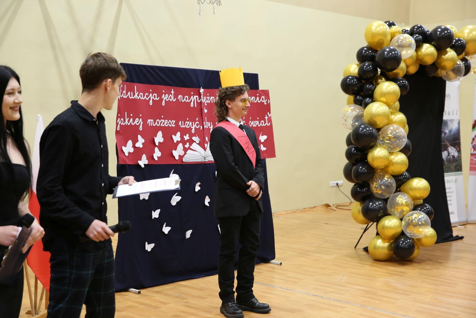 Zdjęcie w galerii na portalu naszraciborz.pl: Czas pożegnania – klasy sportowe i mundurowe kończą edukację w ZSOMS wiadomości z regionu