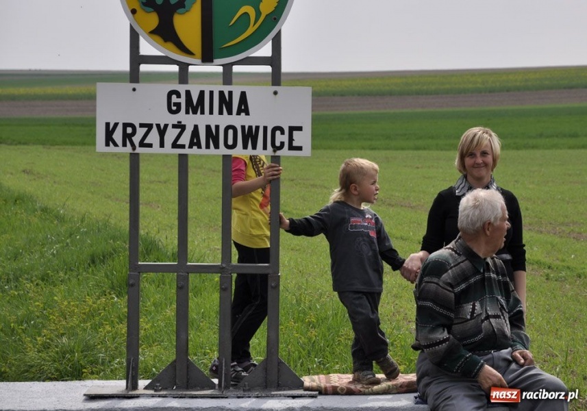 Zdjęcie w galerii na portalu naszraciborz.pl: Bieńkowicki obchód pól AD 2011 wiadomości z regionu