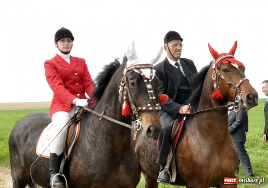 Zdjęcie w galerii na portalu naszraciborz.pl: Bieńkowicki obchód pól AD 2011 wiadomości z regionu