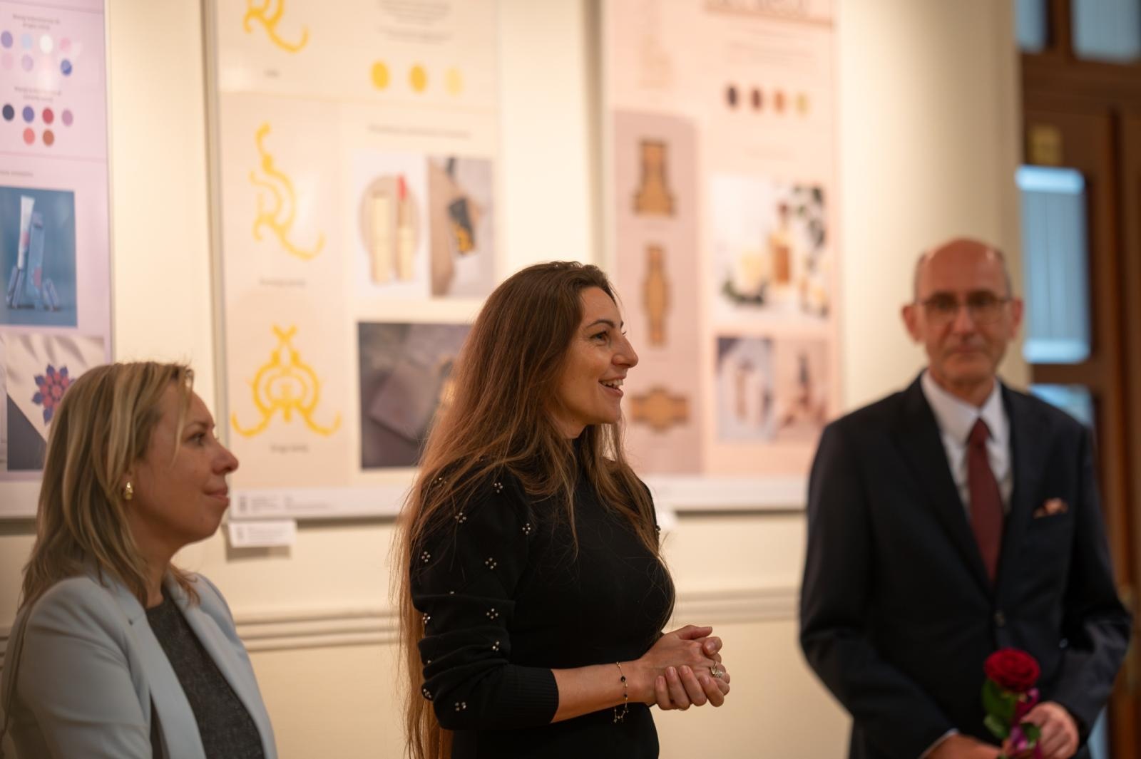 Zdjęcie w galerii na portalu naszraciborz.pl: Wernisaż absolwentów Liceum Sztuk Plastycznych w Raciborskim Centrum Kultury wiadomości z regionu