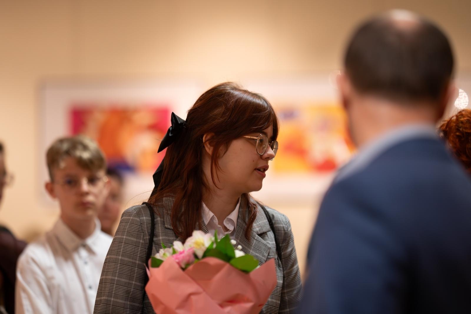 Zdjęcie w galerii na portalu naszraciborz.pl: Wernisaż absolwentów Liceum Sztuk Plastycznych w Raciborskim Centrum Kultury wiadomości z regionu