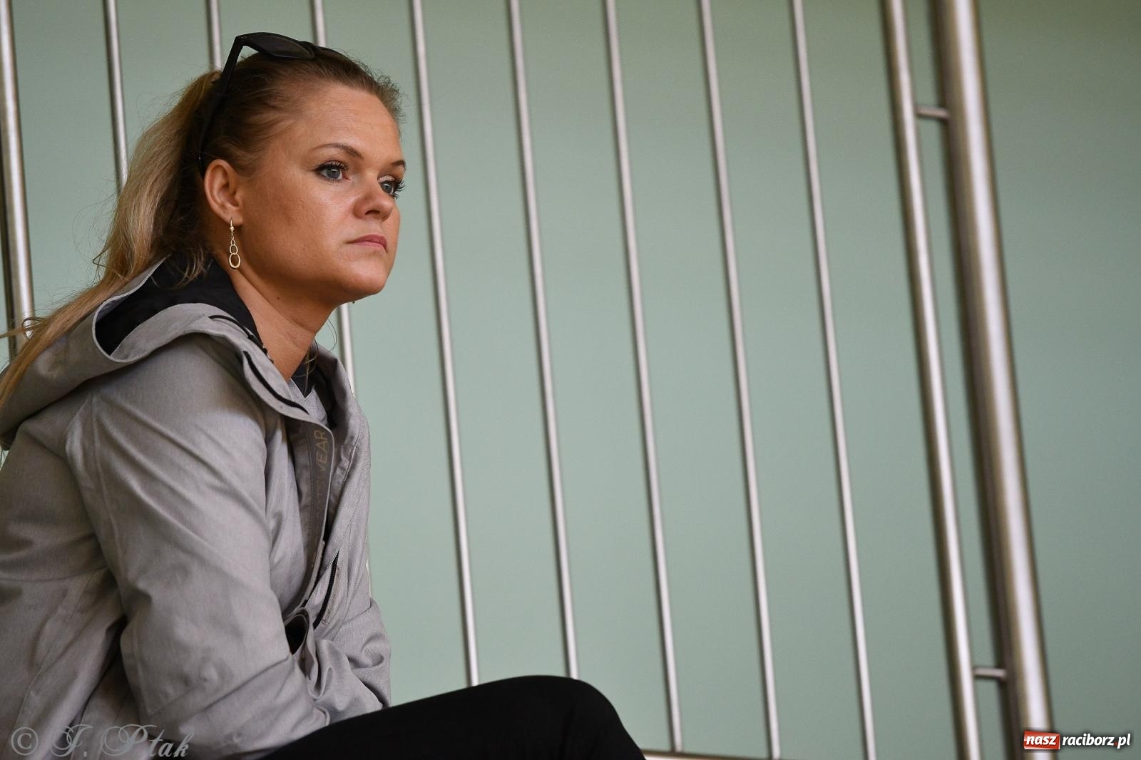 Zdjęcie w galerii na portalu naszraciborz.pl: Piłkarskie zmagania oldbojów z charytatywnym akcentem [FOTO] wiadomości z regionu