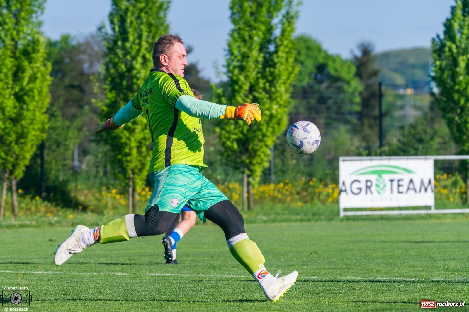 Zdjęcie w galerii na portalu naszraciborz.pl: Osiem do zera! Unia Racibórz żegna z Czernicy outsidera [FOTO] wiadomości z regionu