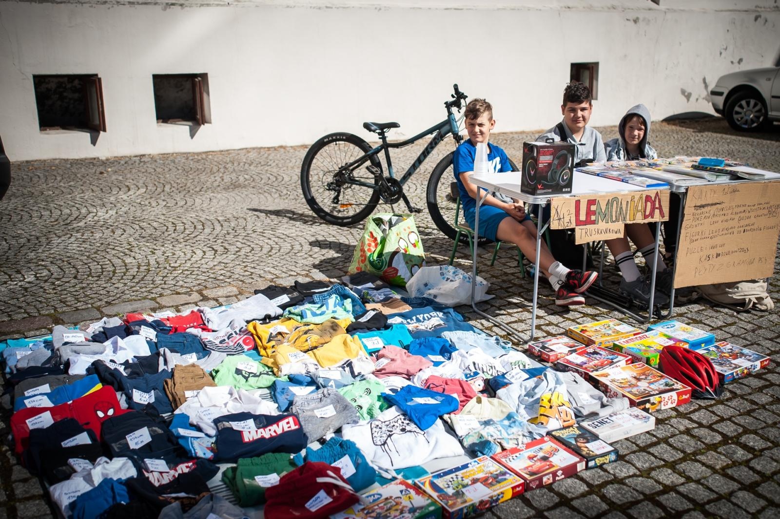 Zdjęcie w galerii na portalu naszraciborz.pl: Wiosenny jarmark na raciborskim zamku za nami. Przed nami koncert i turniej rycerski wiadomości z regionu