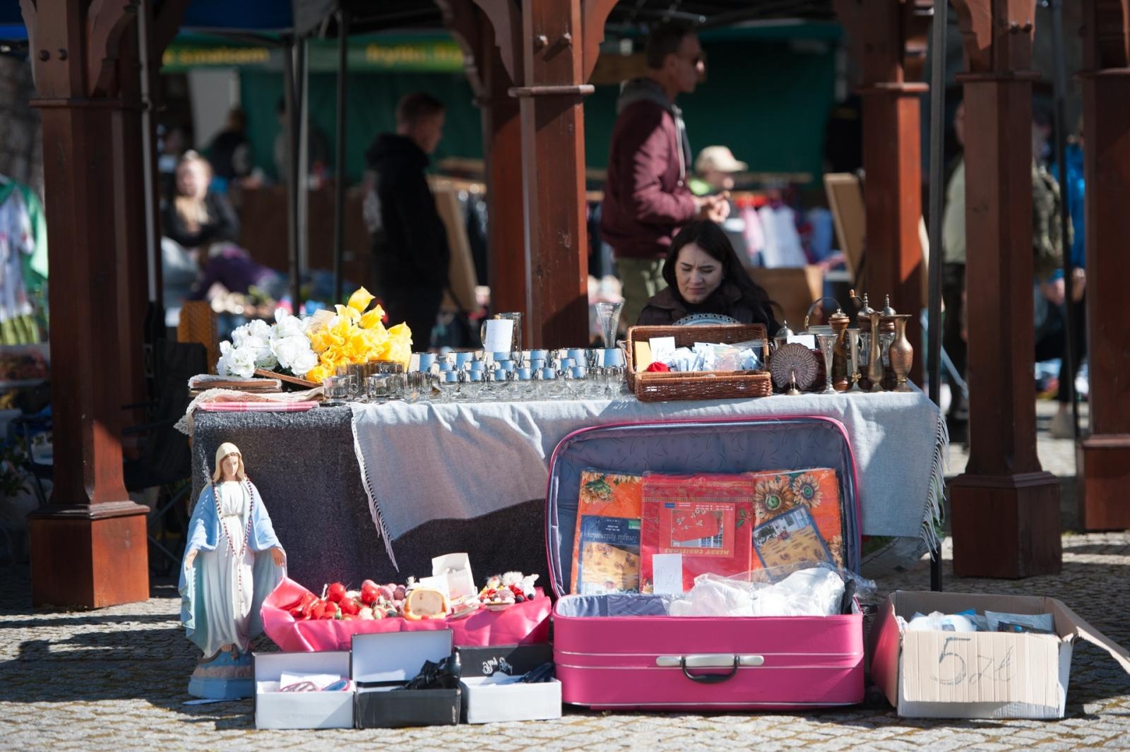 Zdjęcie w galerii na portalu naszraciborz.pl: Wiosenny jarmark na raciborskim zamku za nami. Przed nami koncert i turniej rycerski wiadomości z regionu