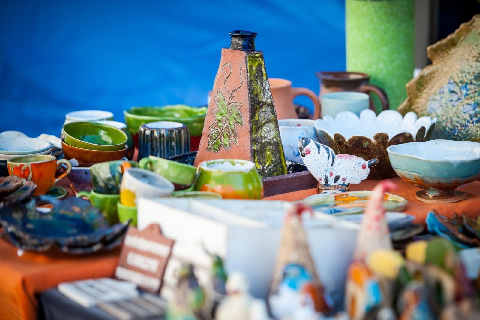 Zdjęcie w galerii na portalu naszraciborz.pl: Wiosenny jarmark na raciborskim zamku za nami. Przed nami koncert i turniej rycerski wiadomości z regionu