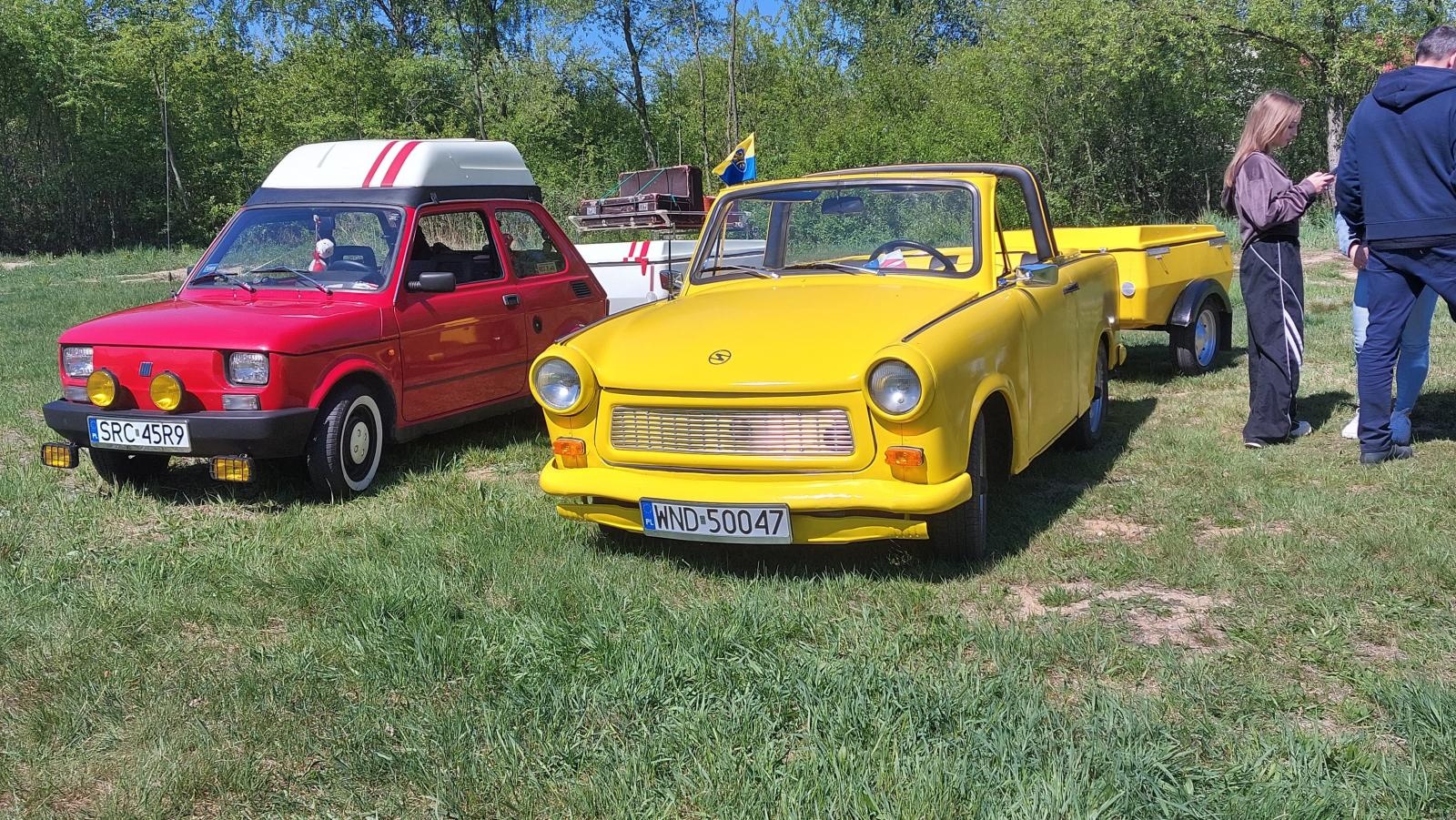 Zdjęcie w galerii na portalu naszraciborz.pl: Perełki amerykańskiej motoryzacji opanowały kuźniański Wodnik wiadomości z regionu