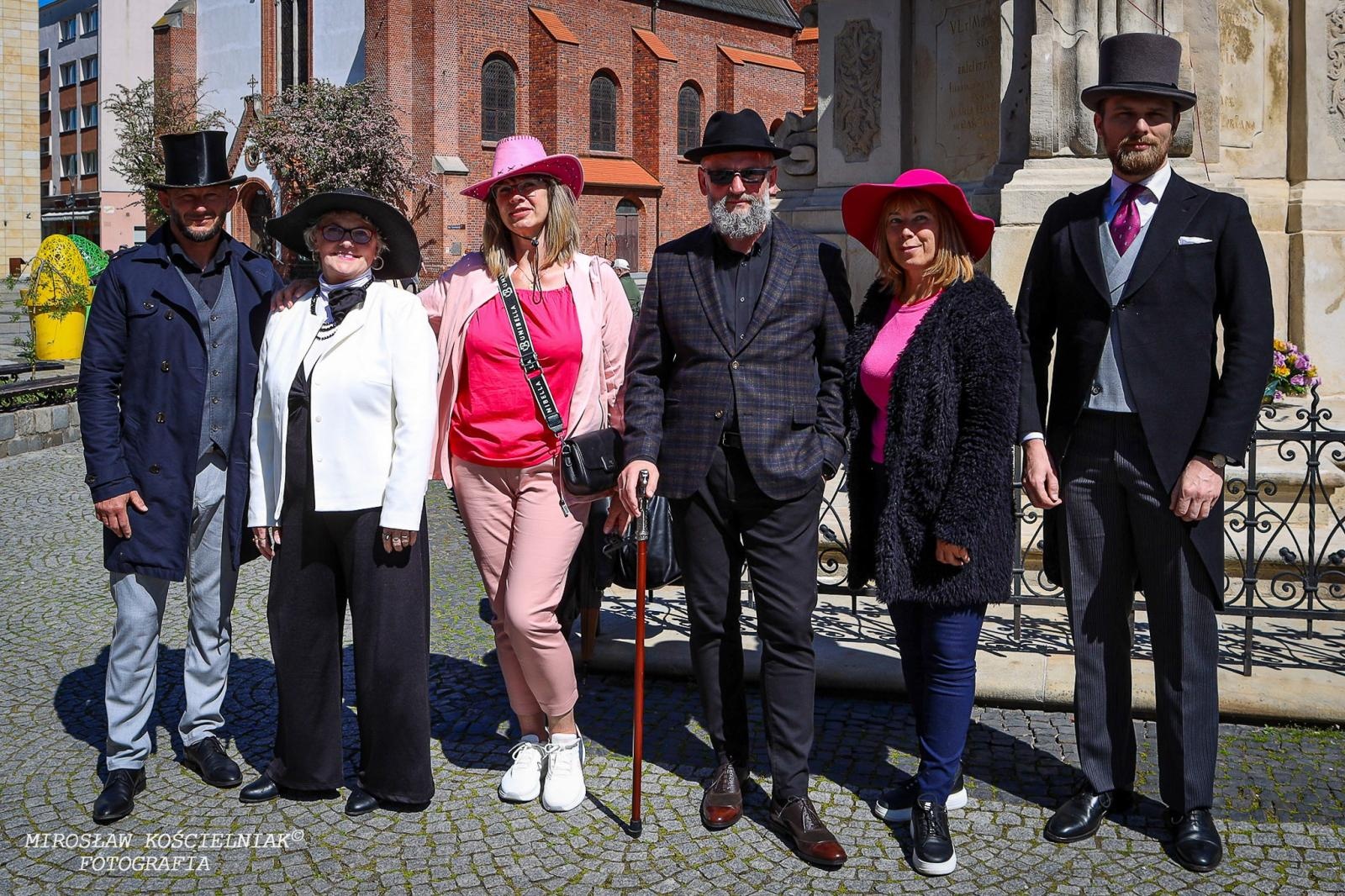 Zdjęcie w galerii na portalu naszraciborz.pl: Druga edycja World Hat Walk w Raciborzu [FOTO] wiadomości z regionu