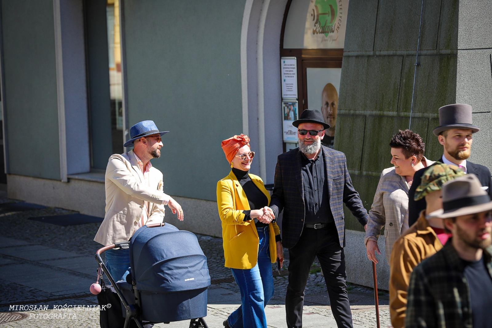 Zdjęcie w galerii na portalu naszraciborz.pl: Druga edycja World Hat Walk w Raciborzu [FOTO] wiadomości z regionu