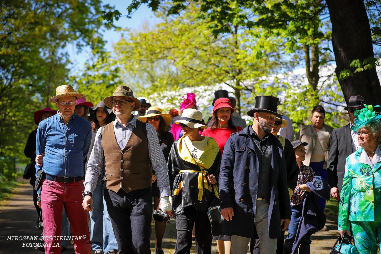 Zdjęcie w galerii na portalu naszraciborz.pl: Druga edycja World Hat Walk w Raciborzu [FOTO] wiadomości z regionu