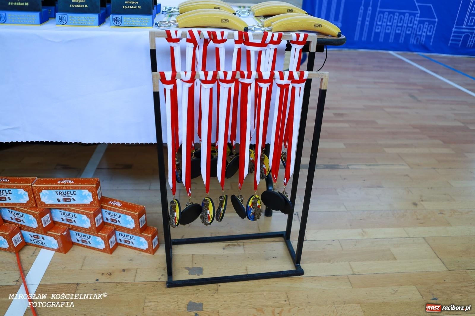 Zdjęcie w galerii na portalu naszraciborz.pl: Ponad 100 młodych zawodników na Mistrzostwach Śląska Ninja Monkey Kids w Raciborzu wiadomości z regionu