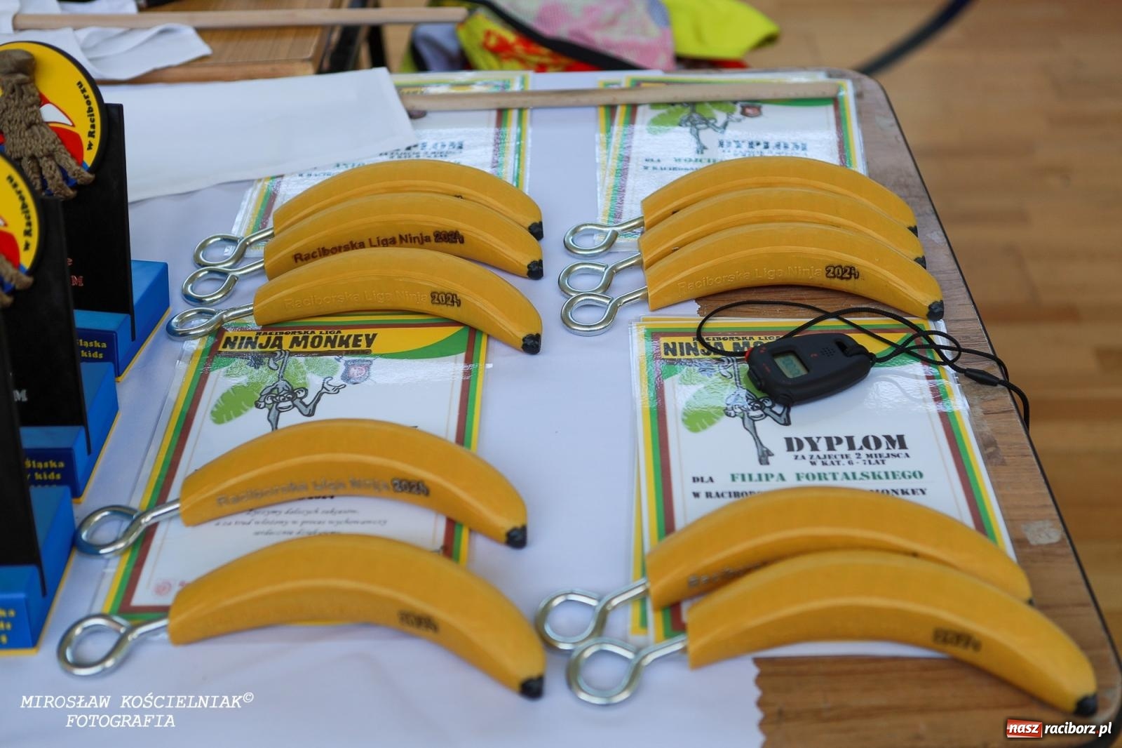 Zdjęcie w galerii na portalu naszraciborz.pl: Ponad 100 młodych zawodników na Mistrzostwach Śląska Ninja Monkey Kids w Raciborzu wiadomości z regionu