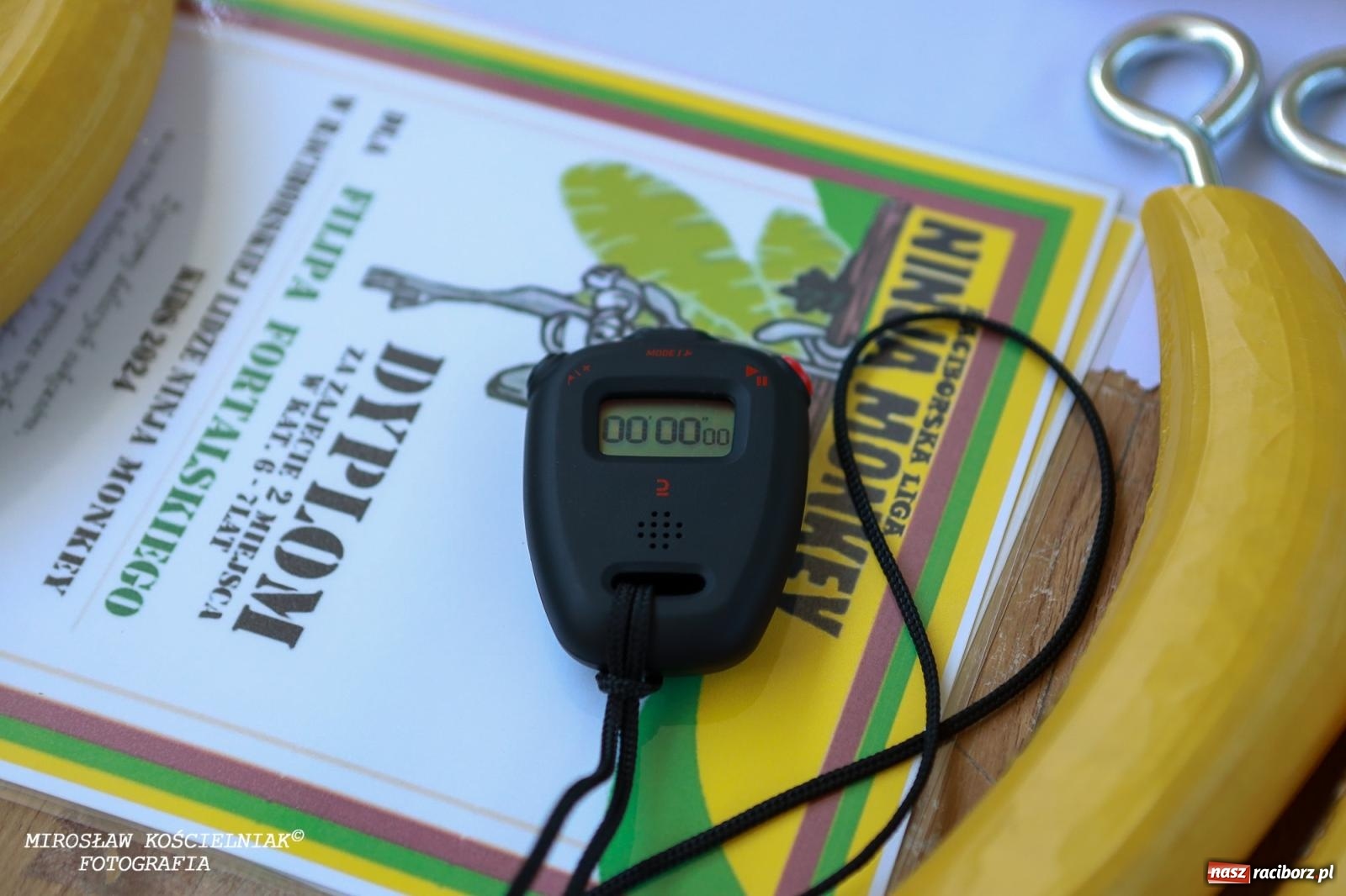 Zdjęcie w galerii na portalu naszraciborz.pl: Ponad 100 młodych zawodników na Mistrzostwach Śląska Ninja Monkey Kids w Raciborzu wiadomości z regionu