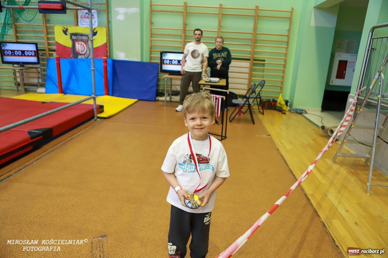 Zdjęcie w galerii na portalu naszraciborz.pl: Ponad 100 młodych zawodników na Mistrzostwach Śląska Ninja Monkey Kids w Raciborzu wiadomości z regionu