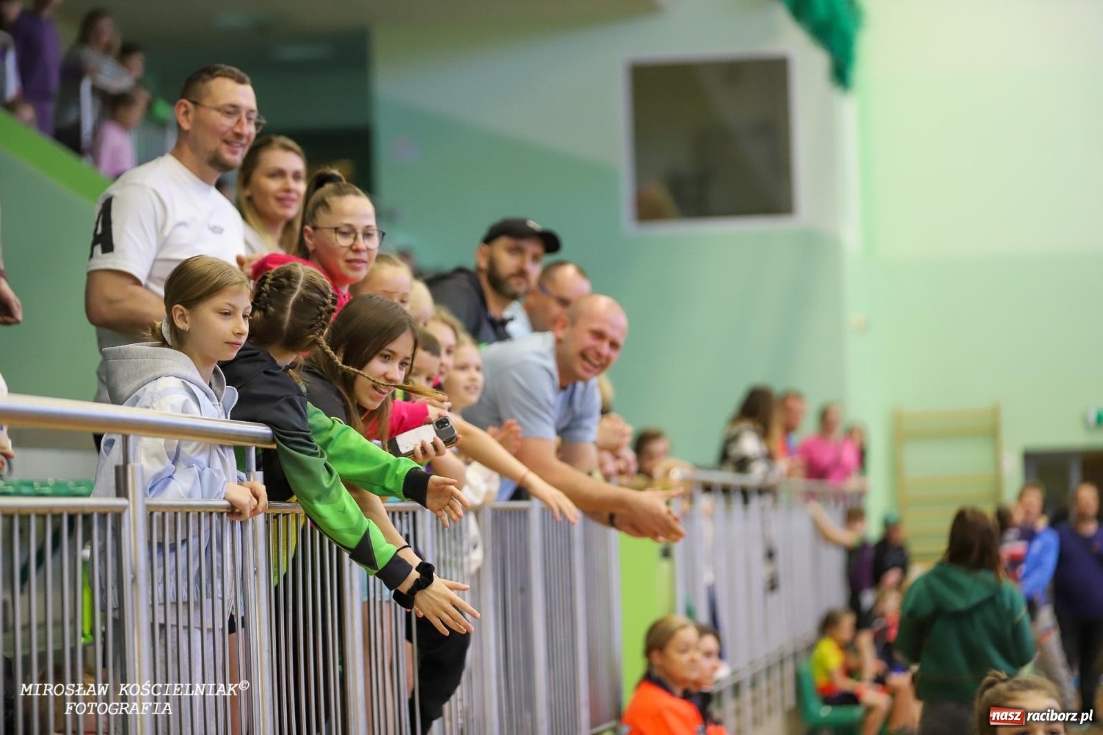 Zdjęcie w galerii na portalu naszraciborz.pl: Ponad 100 młodych zawodników na Mistrzostwach Śląska Ninja Monkey Kids w Raciborzu wiadomości z regionu