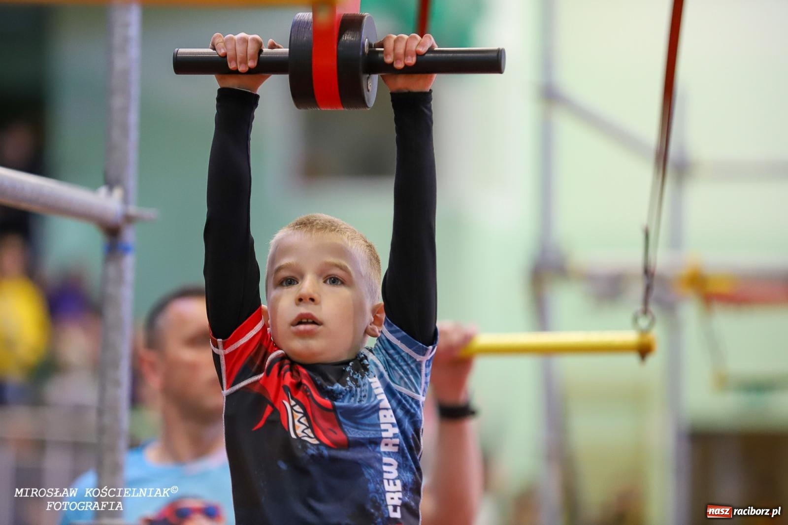 Zdjęcie w galerii na portalu naszraciborz.pl: Ponad 100 młodych zawodników na Mistrzostwach Śląska Ninja Monkey Kids w Raciborzu wiadomości z regionu