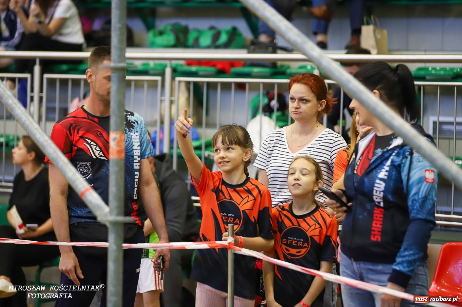 Zdjęcie w galerii na portalu naszraciborz.pl: Ponad 100 młodych zawodników na Mistrzostwach Śląska Ninja Monkey Kids w Raciborzu wiadomości z regionu