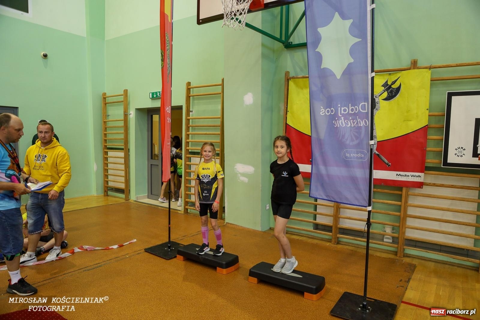 Zdjęcie w galerii na portalu naszraciborz.pl: Ponad 100 młodych zawodników na Mistrzostwach Śląska Ninja Monkey Kids w Raciborzu wiadomości z regionu