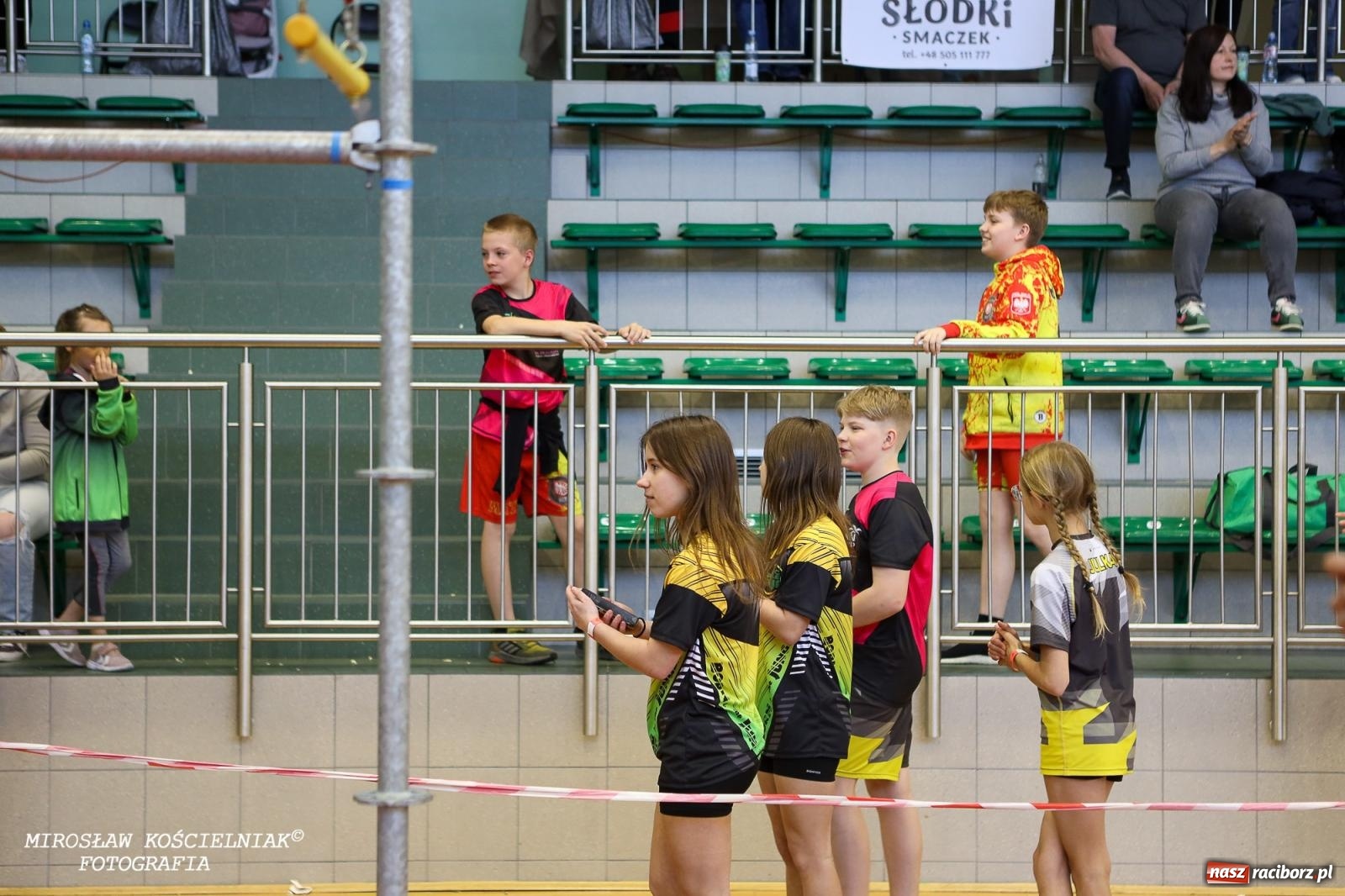 Zdjęcie w galerii na portalu naszraciborz.pl: Ponad 100 młodych zawodników na Mistrzostwach Śląska Ninja Monkey Kids w Raciborzu wiadomości z regionu