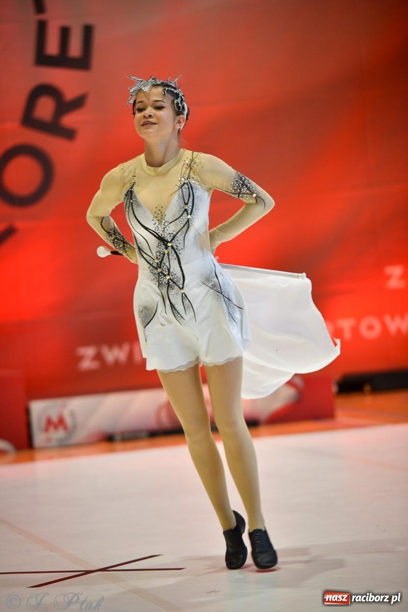 Zdjęcie w galerii na portalu naszraciborz.pl: Rudnik gościł mistrzostwa Polski mażoretek [FOTO] wiadomości z regionu