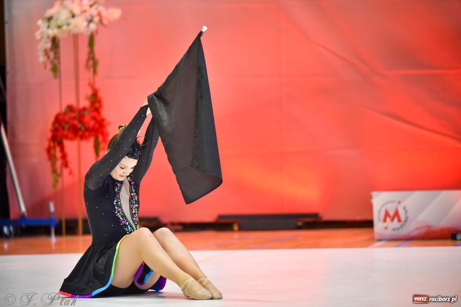 Zdjęcie w galerii na portalu naszraciborz.pl: Rudnik gościł mistrzostwa Polski mażoretek [FOTO] wiadomości z regionu