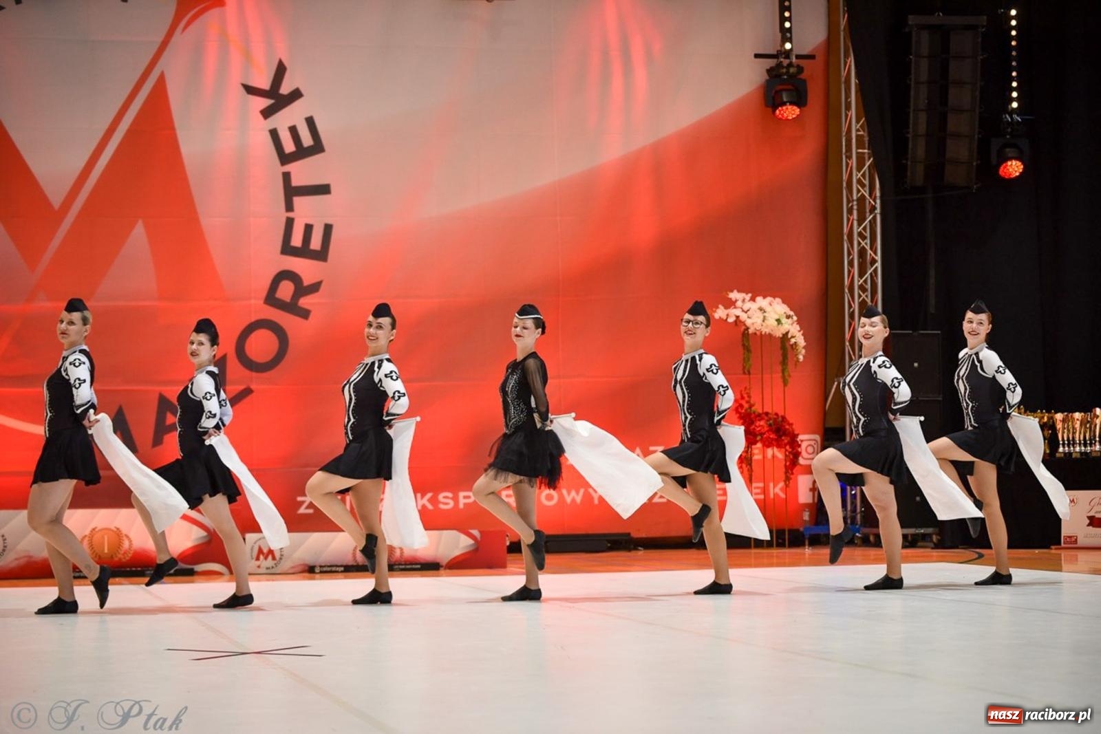 Zdjęcie w galerii na portalu naszraciborz.pl: Rudnik gościł mistrzostwa Polski mażoretek [FOTO] wiadomości z regionu