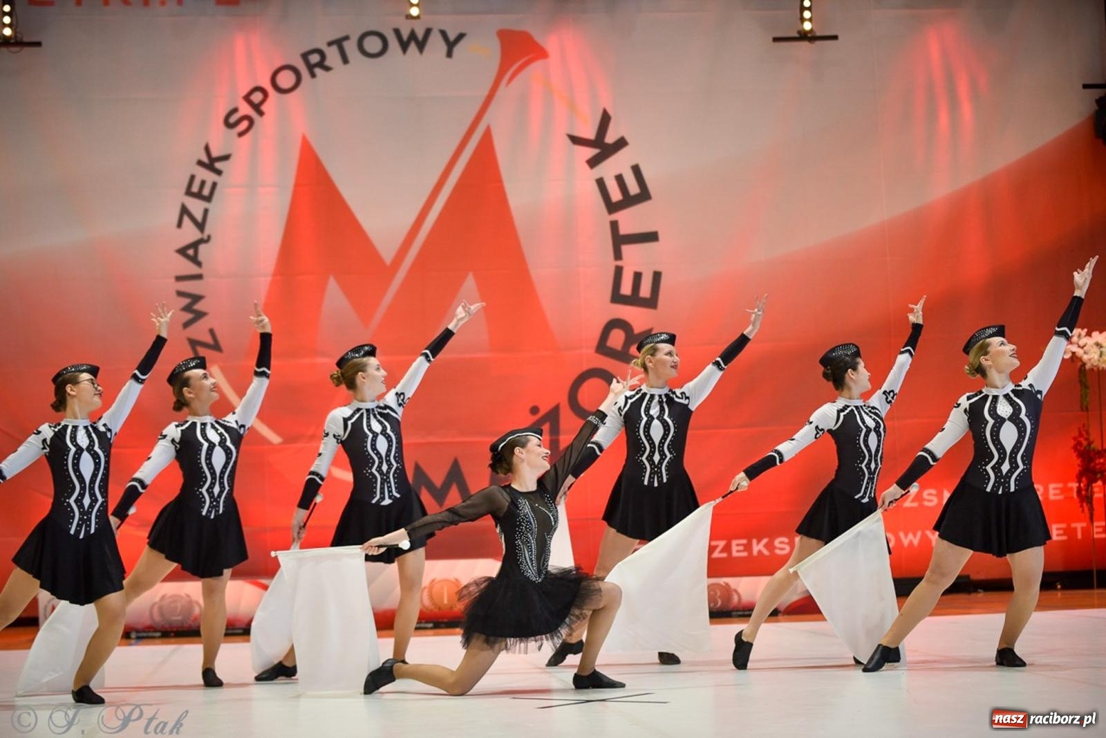 Zdjęcie w galerii na portalu naszraciborz.pl: Rudnik gościł mistrzostwa Polski mażoretek [FOTO] wiadomości z regionu