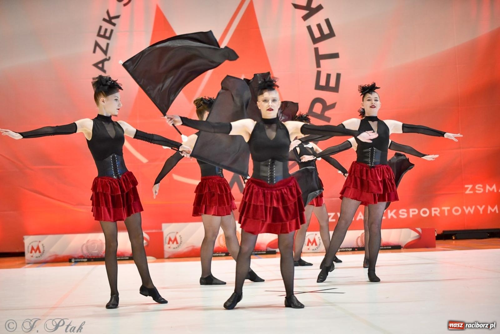 Zdjęcie w galerii na portalu naszraciborz.pl: Rudnik gościł mistrzostwa Polski mażoretek [FOTO] wiadomości z regionu