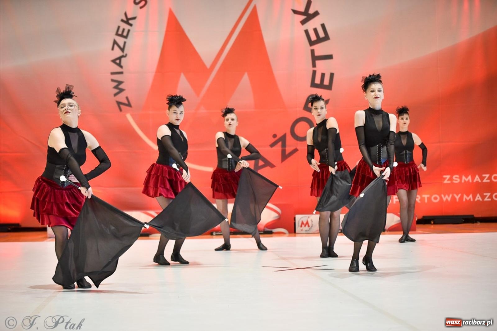 Zdjęcie w galerii na portalu naszraciborz.pl: Rudnik gościł mistrzostwa Polski mażoretek [FOTO] wiadomości z regionu