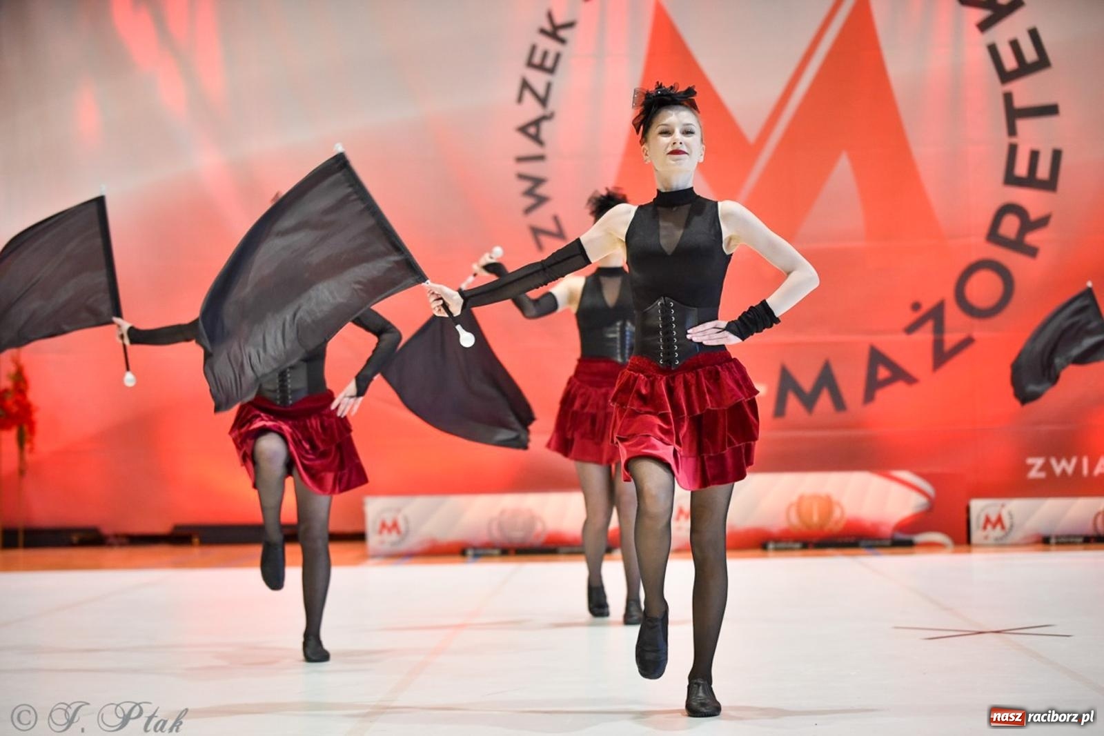Zdjęcie w galerii na portalu naszraciborz.pl: Rudnik gościł mistrzostwa Polski mażoretek [FOTO] wiadomości z regionu