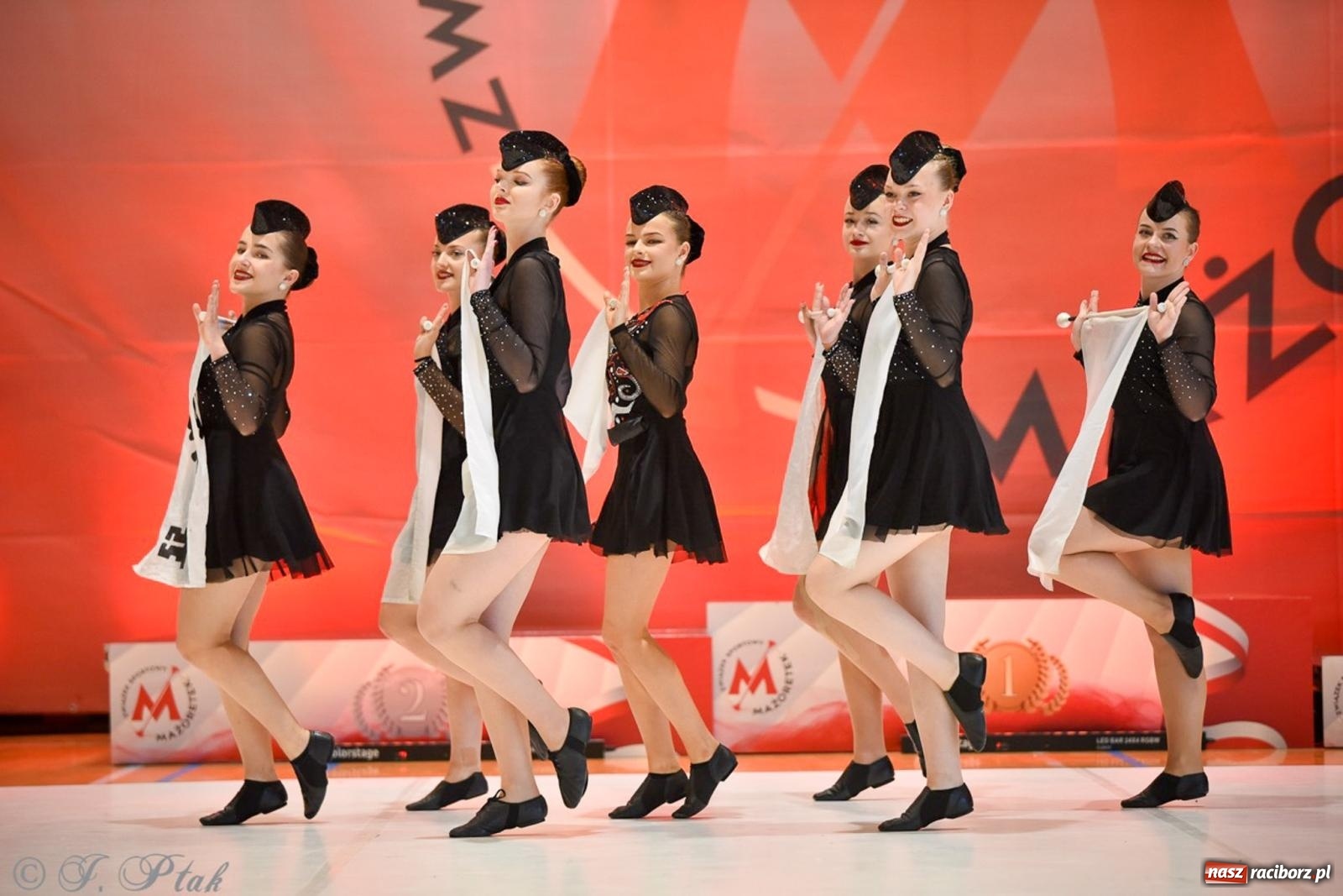 Zdjęcie w galerii na portalu naszraciborz.pl: Rudnik gościł mistrzostwa Polski mażoretek [FOTO] wiadomości z regionu