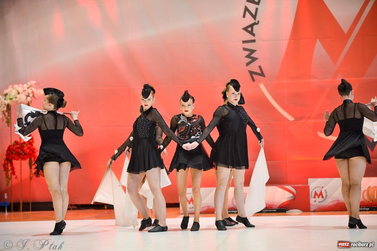 Zdjęcie w galerii na portalu naszraciborz.pl: Rudnik gościł mistrzostwa Polski mażoretek [FOTO] wiadomości z regionu