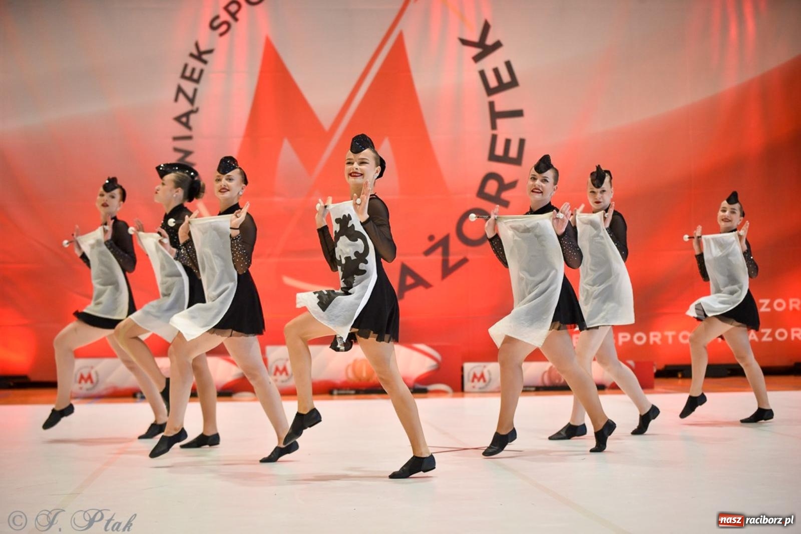 Zdjęcie w galerii na portalu naszraciborz.pl: Rudnik gościł mistrzostwa Polski mażoretek [FOTO] wiadomości z regionu