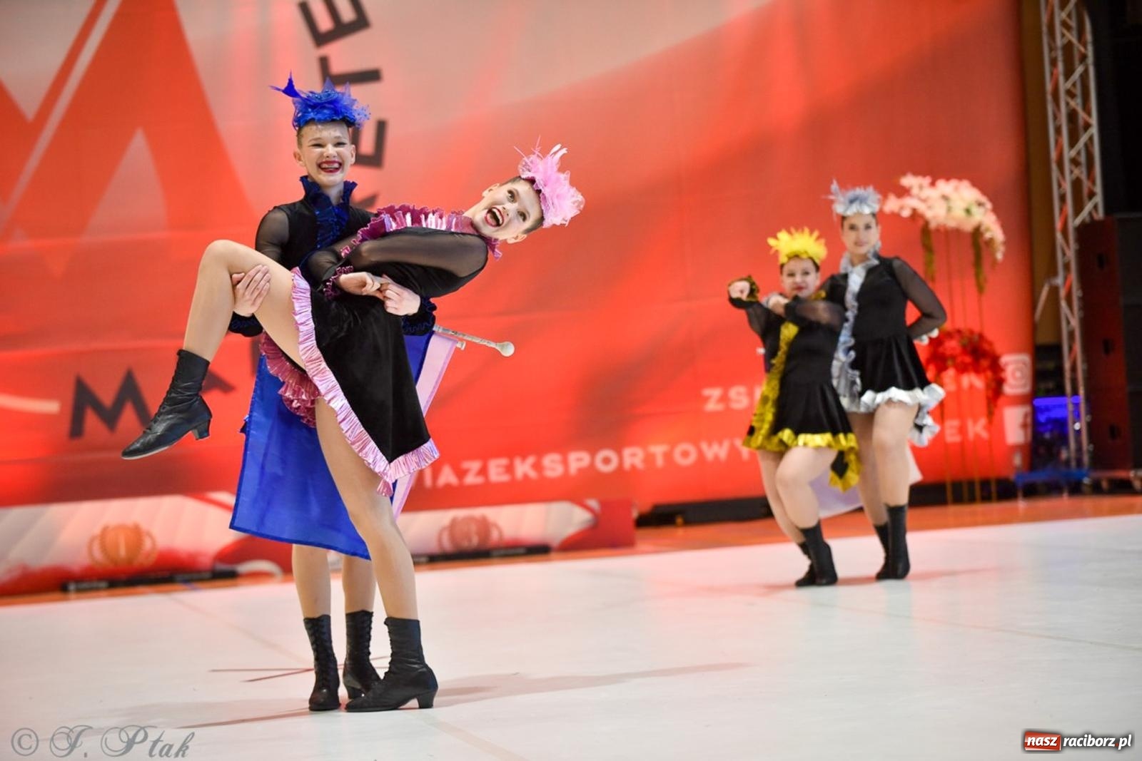 Zdjęcie w galerii na portalu naszraciborz.pl: Rudnik gościł mistrzostwa Polski mażoretek [FOTO] wiadomości z regionu