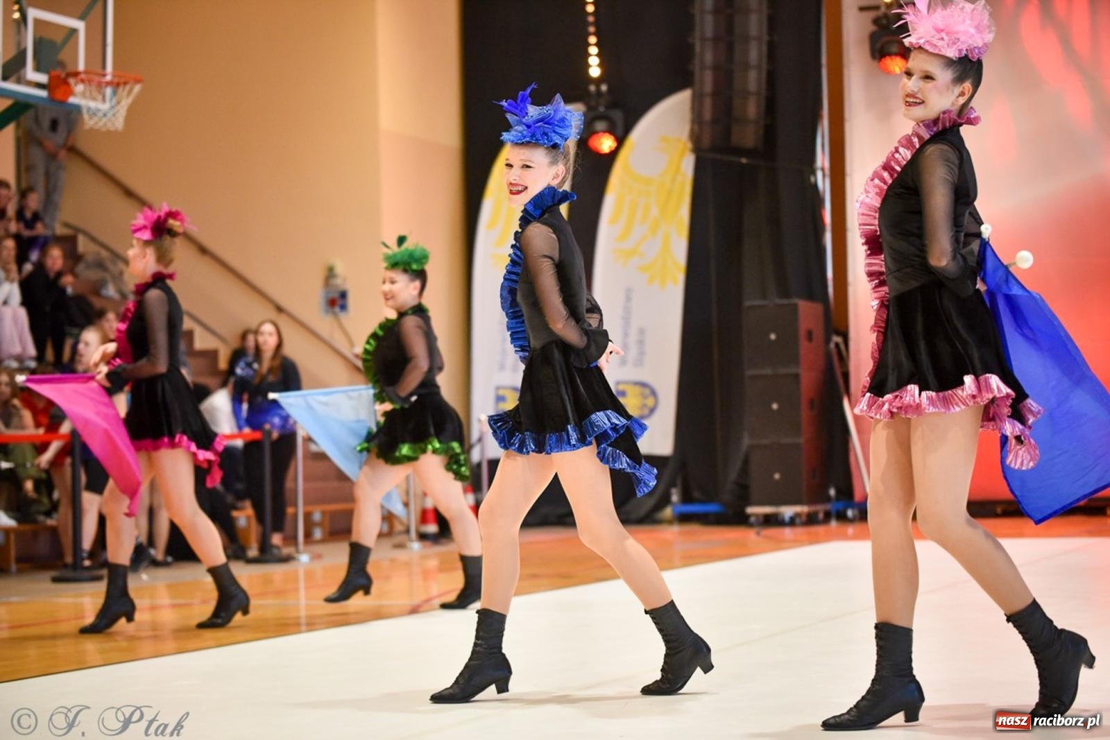 Zdjęcie w galerii na portalu naszraciborz.pl: Rudnik gościł mistrzostwa Polski mażoretek [FOTO] wiadomości z regionu