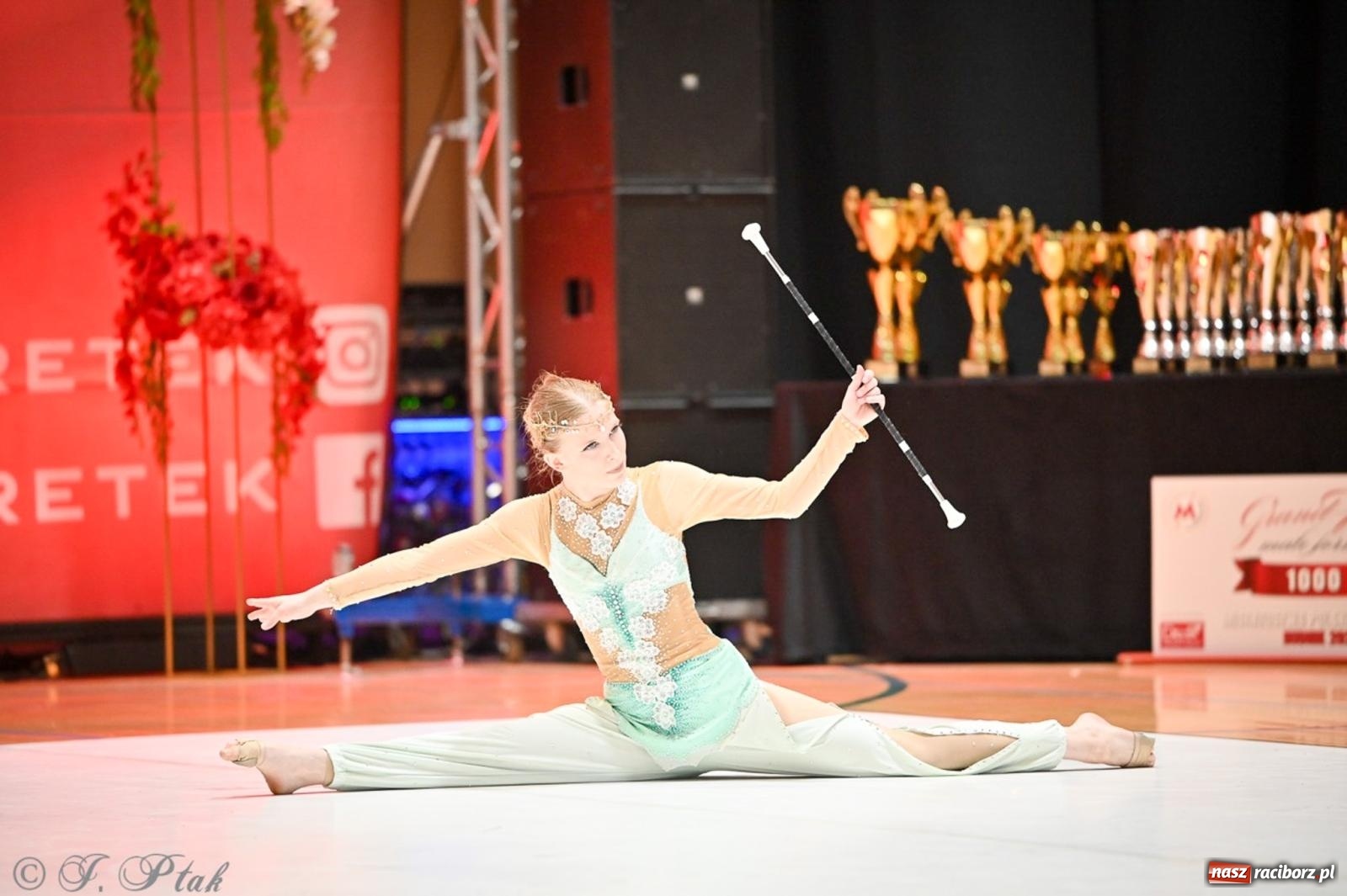 Zdjęcie w galerii na portalu naszraciborz.pl: Rudnik gościł mistrzostwa Polski mażoretek [FOTO] wiadomości z regionu