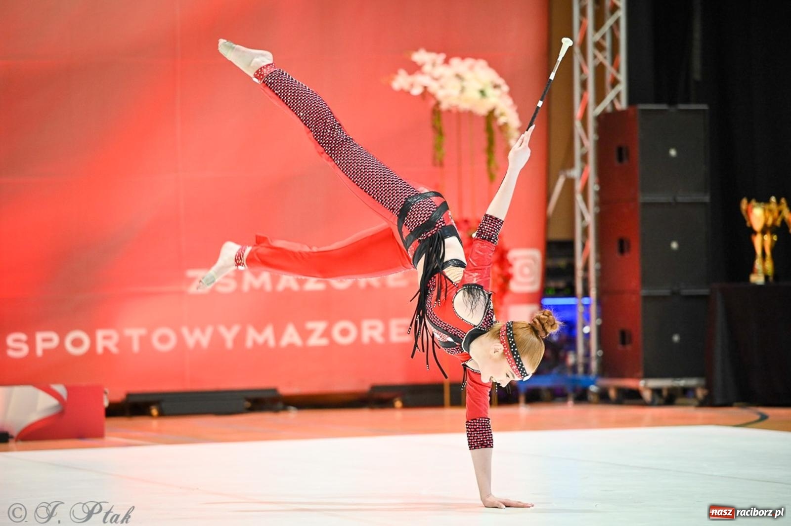 Zdjęcie w galerii na portalu naszraciborz.pl: Rudnik gościł mistrzostwa Polski mażoretek [FOTO] wiadomości z regionu