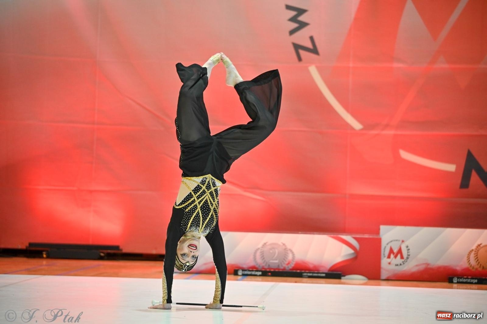 Zdjęcie w galerii na portalu naszraciborz.pl: Rudnik gościł mistrzostwa Polski mażoretek [FOTO] wiadomości z regionu