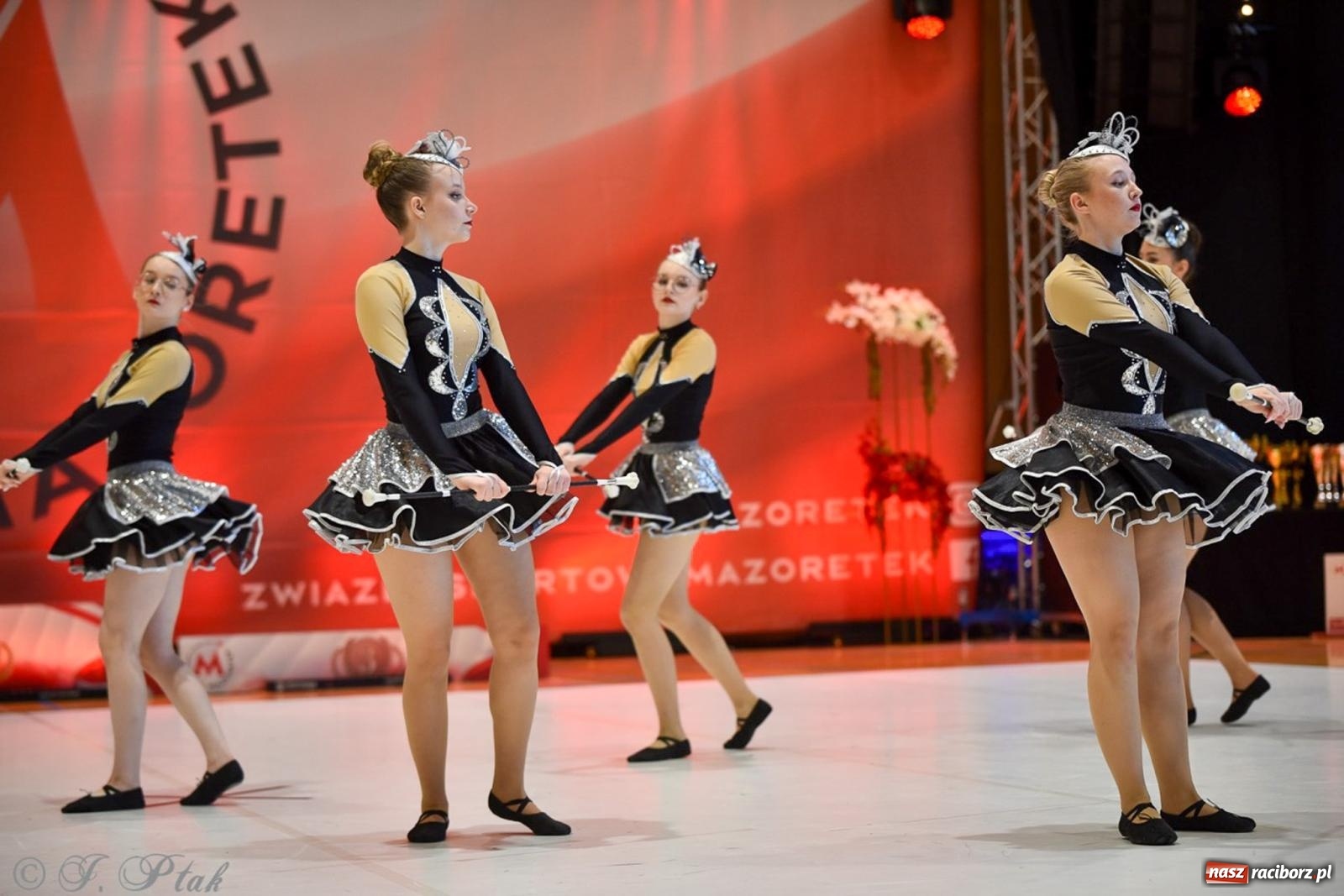 Zdjęcie w galerii na portalu naszraciborz.pl: Rudnik gościł mistrzostwa Polski mażoretek [FOTO] wiadomości z regionu
