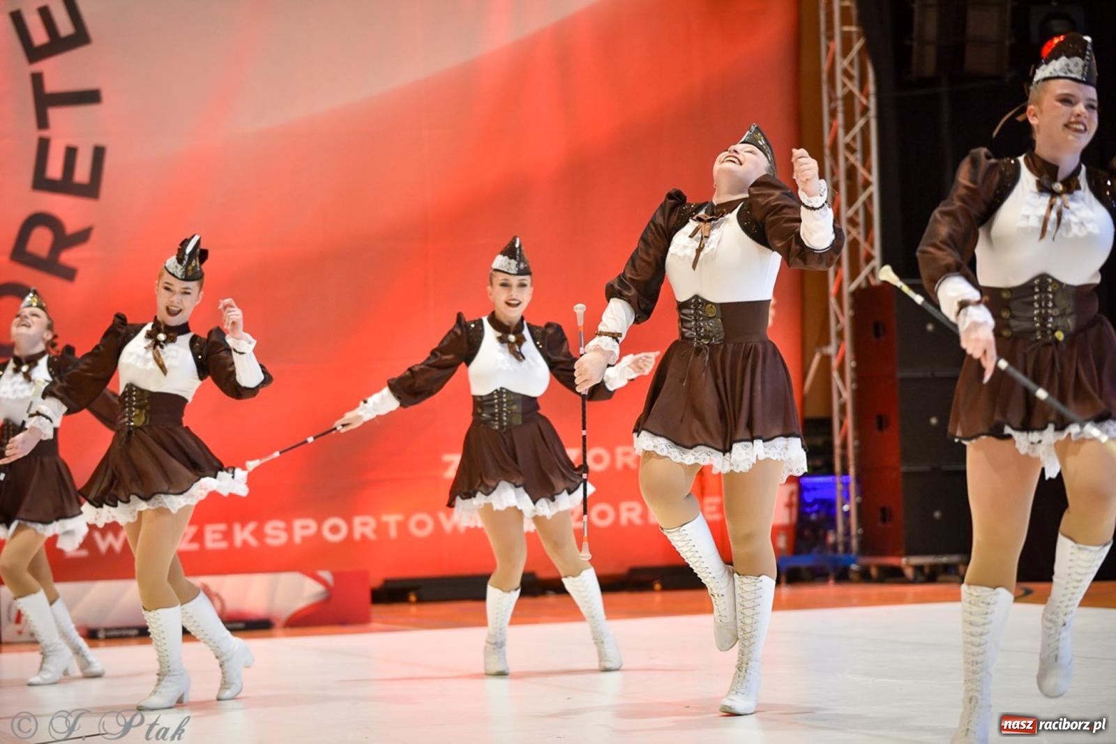 Zdjęcie w galerii na portalu naszraciborz.pl: Rudnik gościł mistrzostwa Polski mażoretek [FOTO] wiadomości z regionu