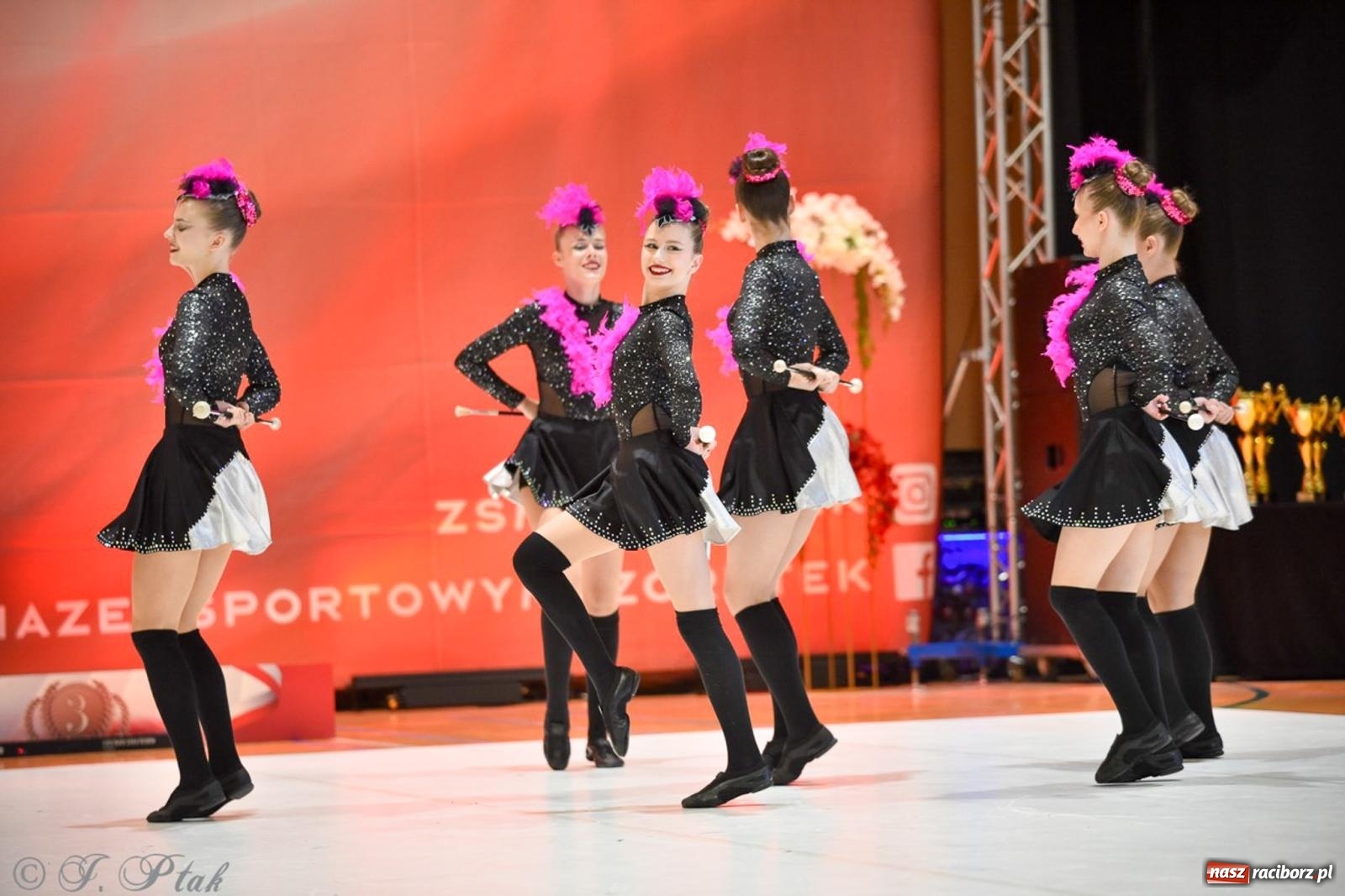 Zdjęcie w galerii na portalu naszraciborz.pl: Rudnik gościł mistrzostwa Polski mażoretek [FOTO] wiadomości z regionu